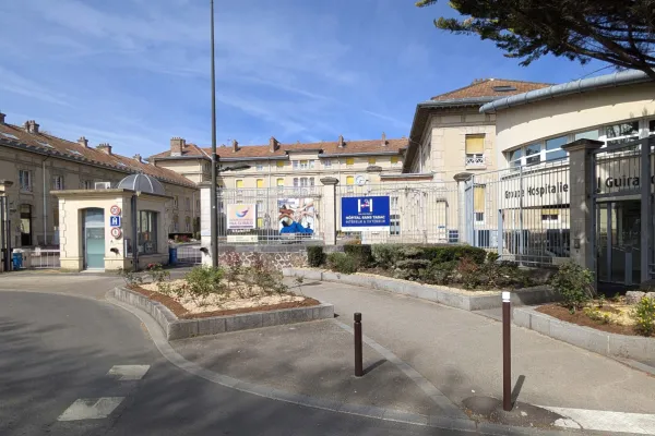 Concrétisation du projet "Hôpital sans tabac" sur le site de Villejuif